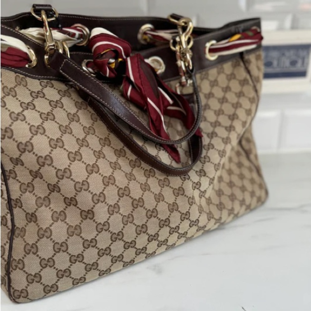 GUCCI VINTAGE POSITANO MONOGRAMMED LEATHER TOTE - Picture 2 of 10